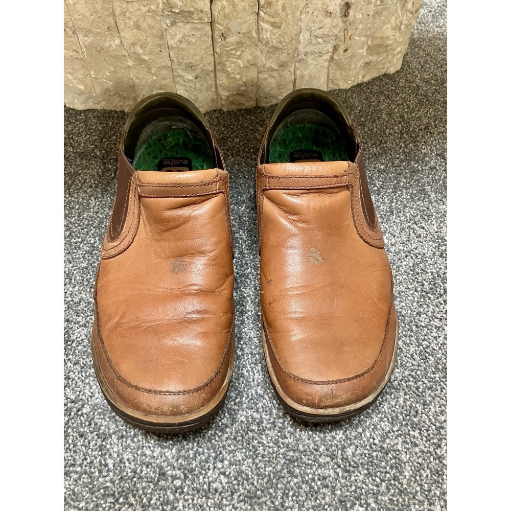 'Cushe' Tan Men's Size 11 Slip on Loafers/Casual Shoes Elastic Fit Manuka Cedar